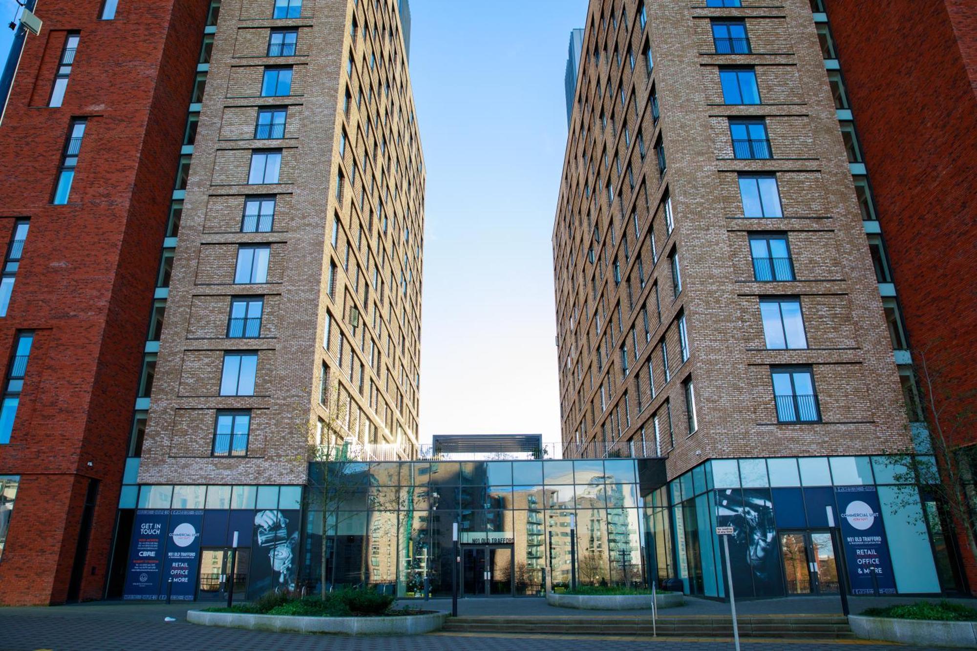 Trafford Suite Modern 1 Bed With Cinema Room Манчестер Экстерьер фото